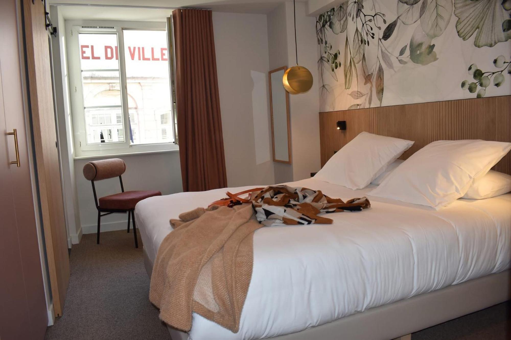 Hotel Les Tilleuls Аспарен Екстериор снимка